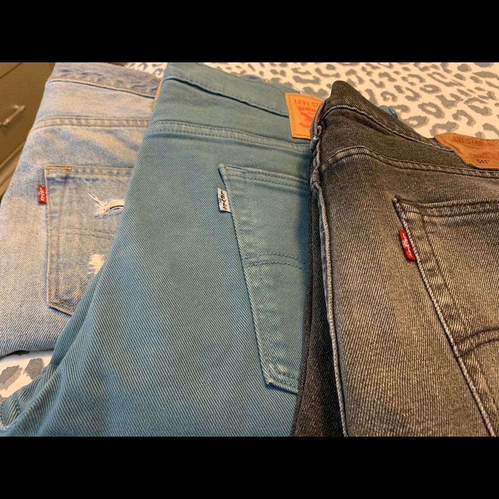 Lightly worn men jeans